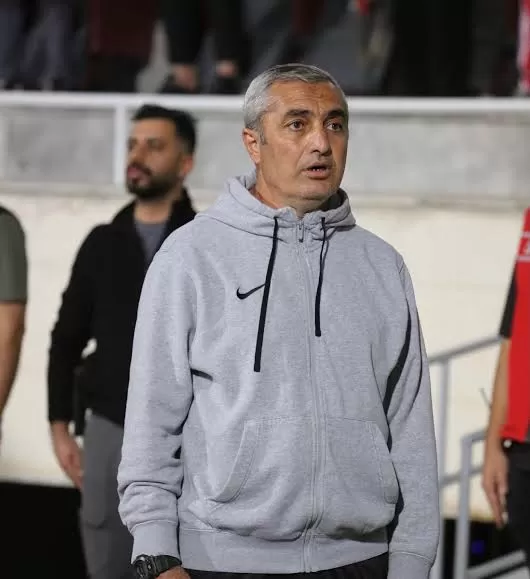 ELAZIĞSPOR'DA MUSTAFA SARIGÜL İLE YOLLAR AYRILDI