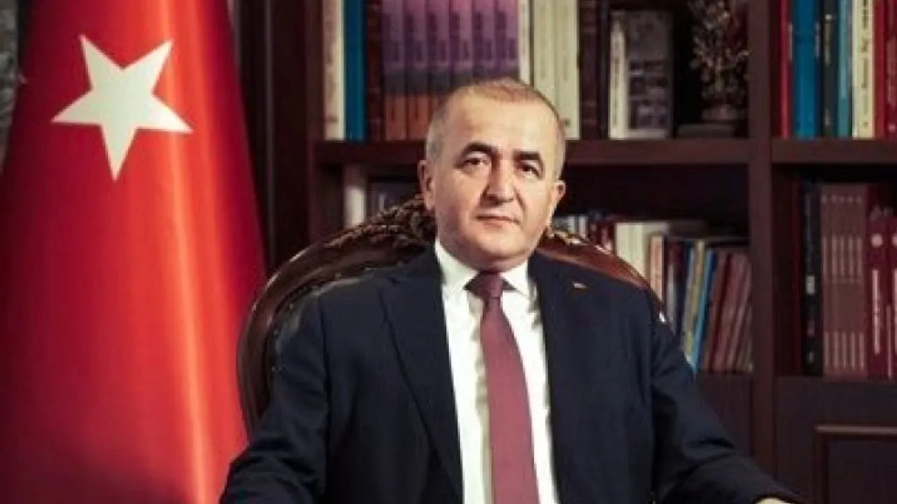 Manşet: KAR TATİLİ SONRASI KANTİNCİLERE HATİPOĞLU'NDAN DESTEK